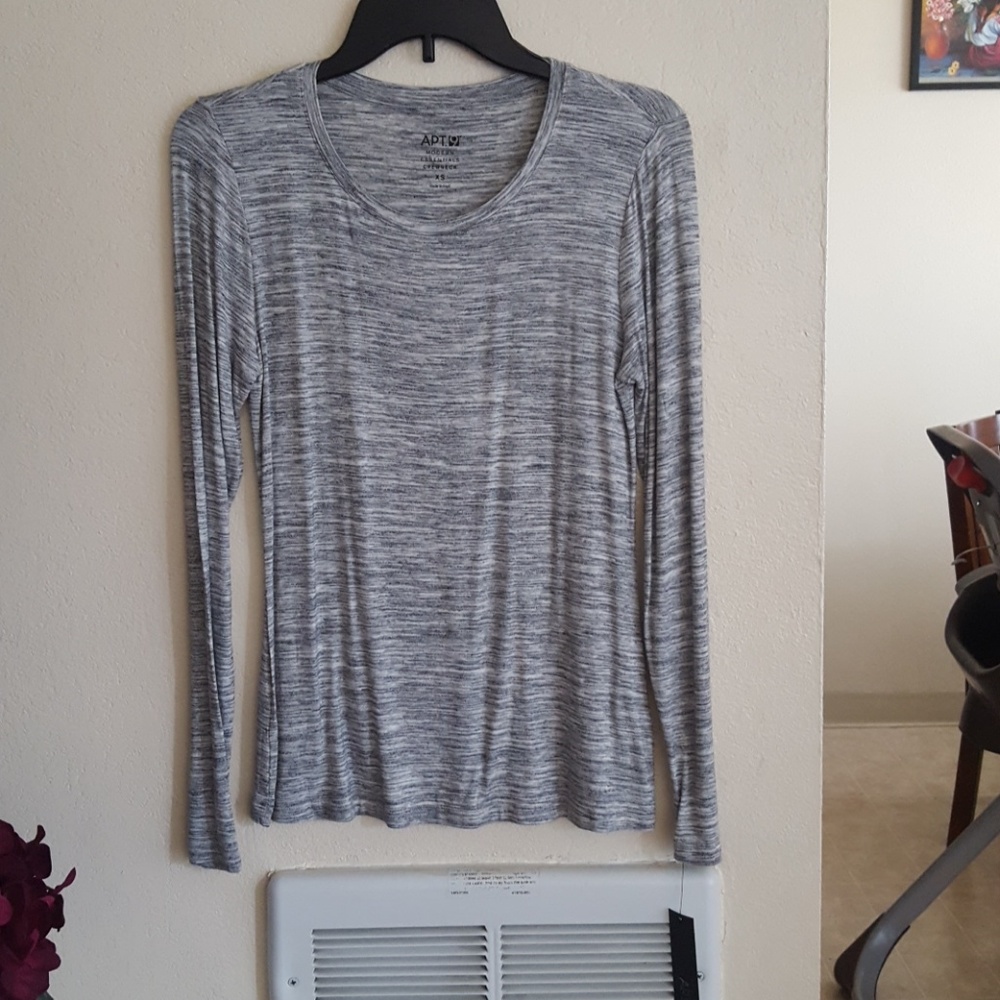 Women's long sleeve